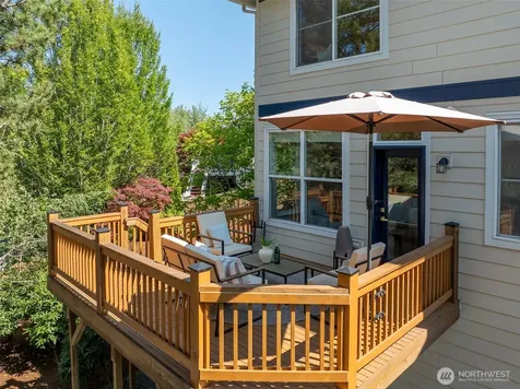 23901 SE 7th Lane Sammamish WA 98074