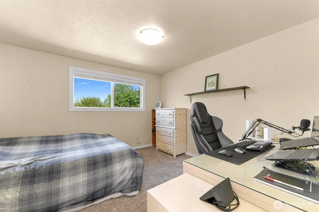 1300 W Axton Road Ferndale WA 98248