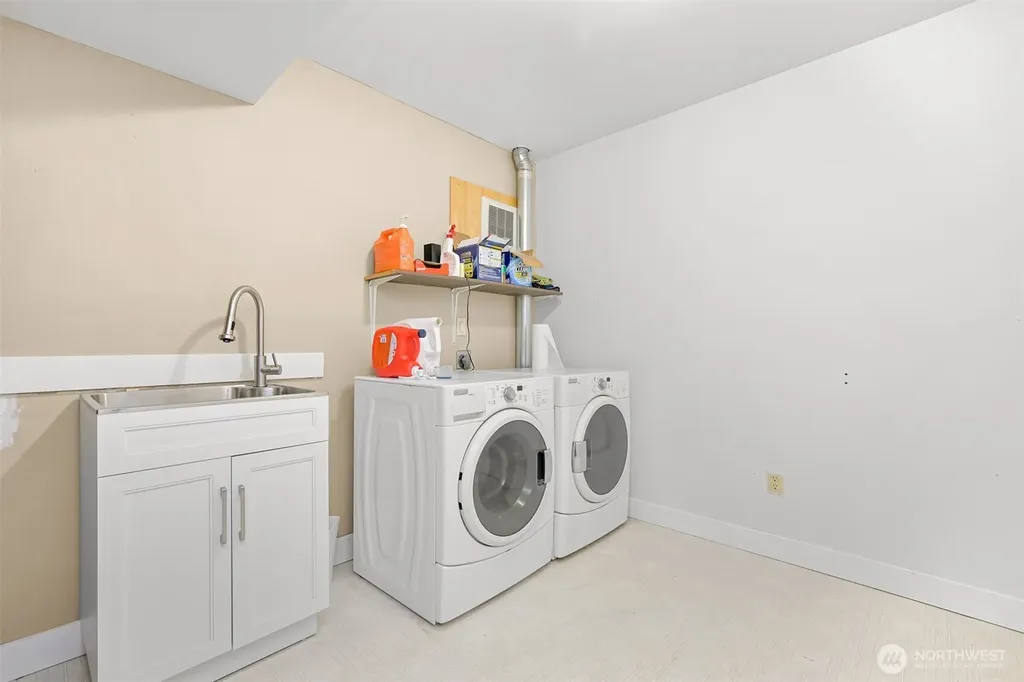 1300 W Axton Road Ferndale WA 98248