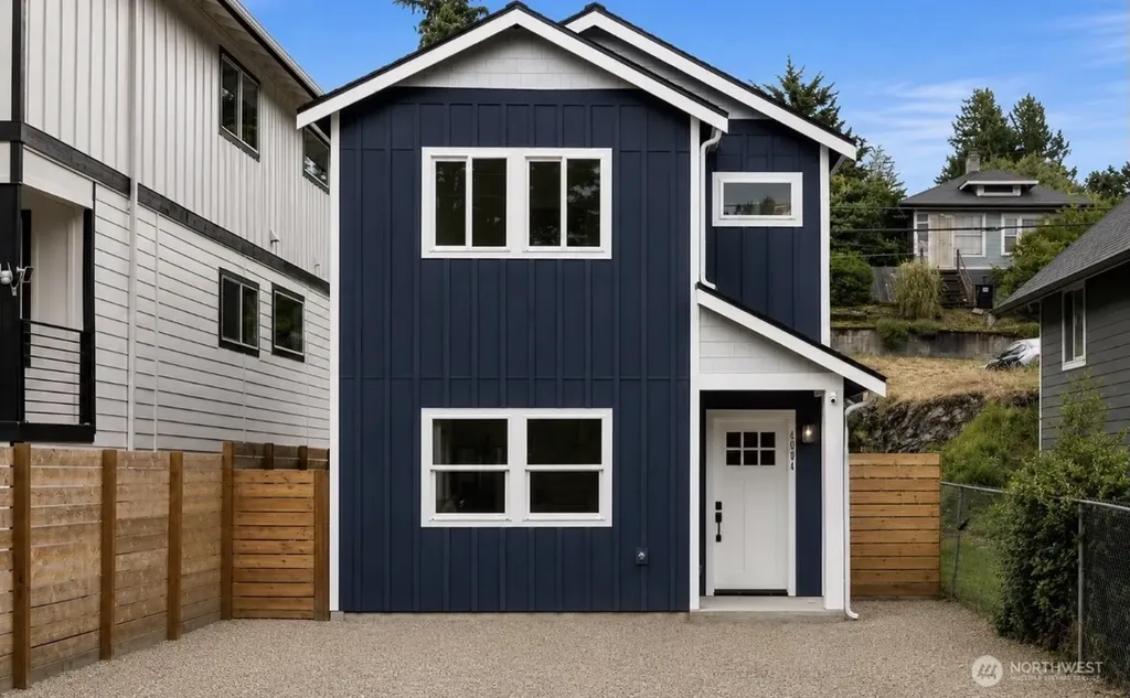 4004 Courtland Place S Seattle WA 98118