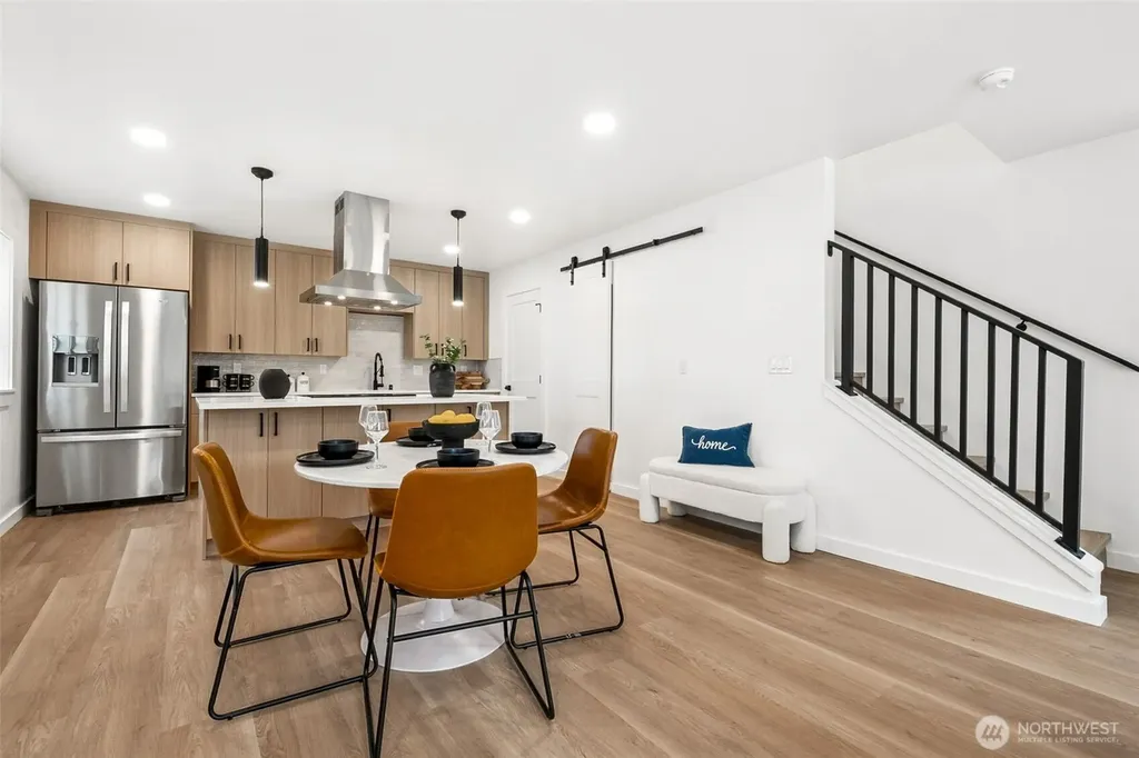 4004 Courtland Place S Seattle WA 98118