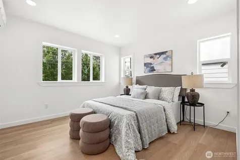 4004 Courtland Place S Seattle WA 98118
