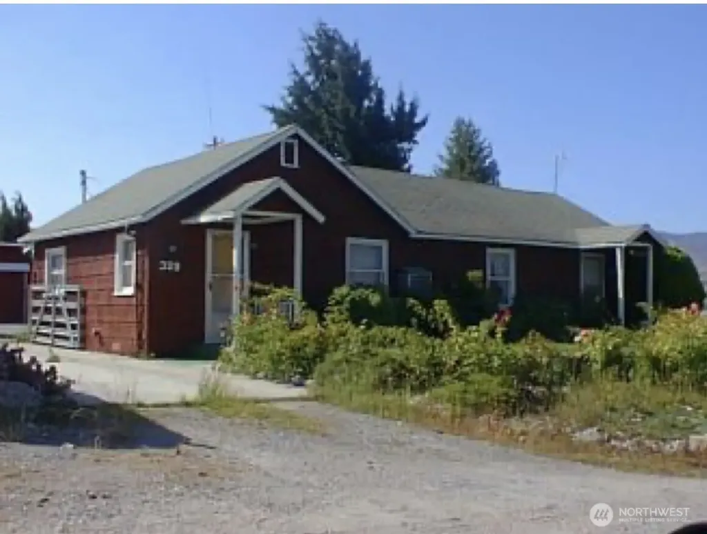 329 Mountain View Place East Wenatchee WA 98802