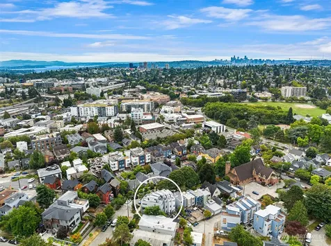 7439 Latona Avenue NE Seattle WA 98115
