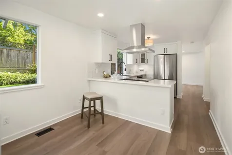 8002 118th Court NE Kirkland WA 98033