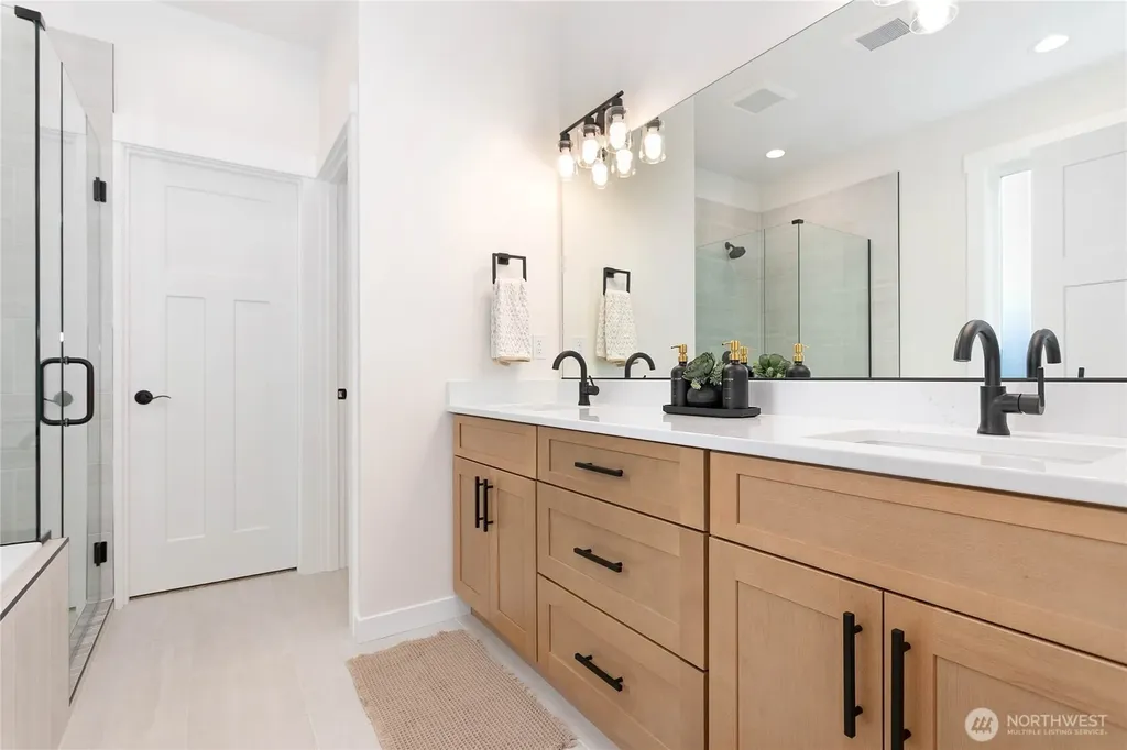 2134 Lagerwey Circle Lynden WA 98264