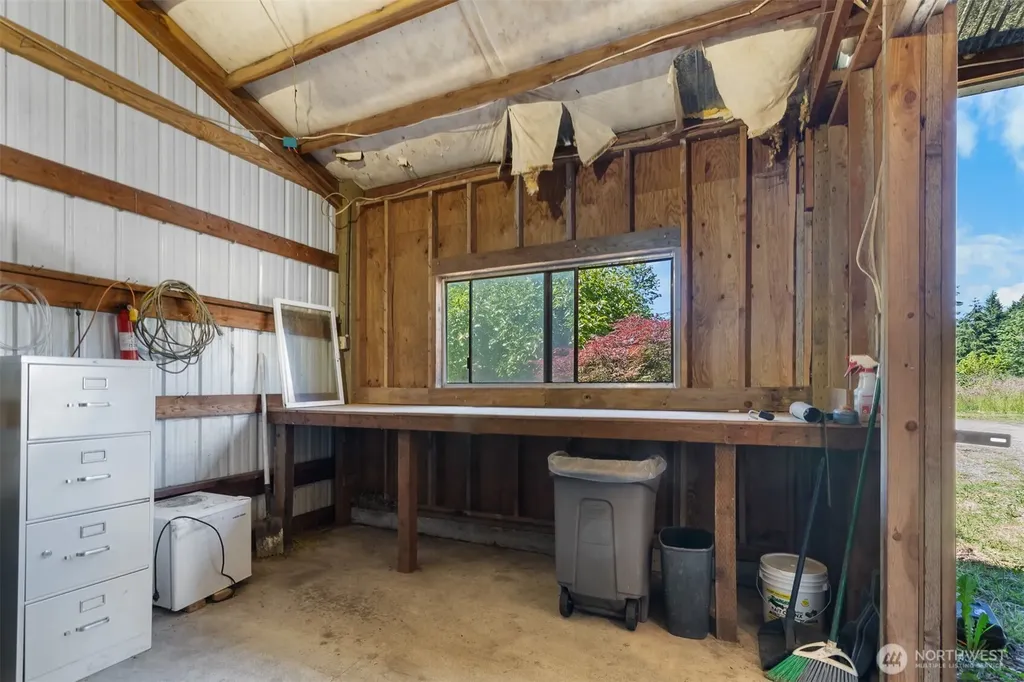 10407 133rd Avenue SE Rainier WA 98576
