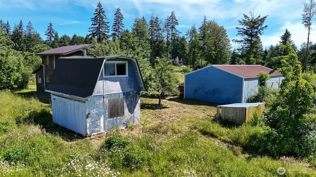 10407 133rd Avenue SE Rainier WA 98576
