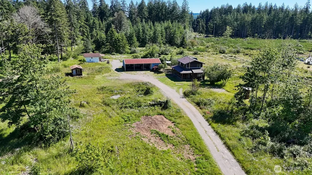 10407 133rd Avenue SE Rainier WA 98576