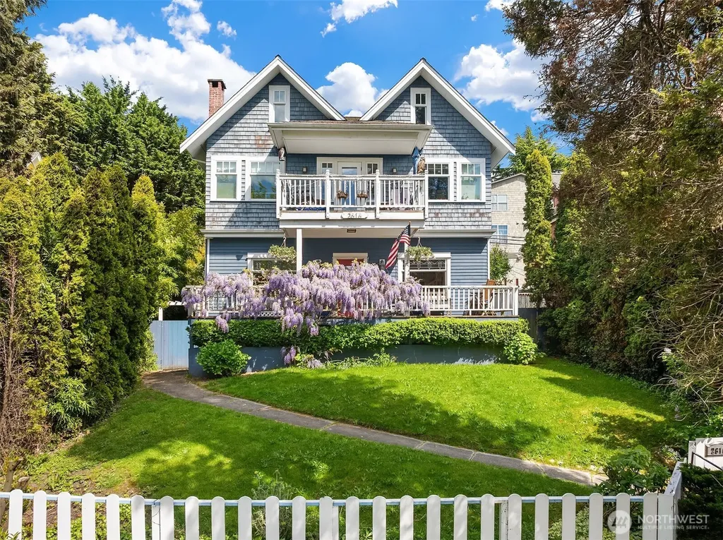 2616 Franklin Avenue E Seattle WA 98102