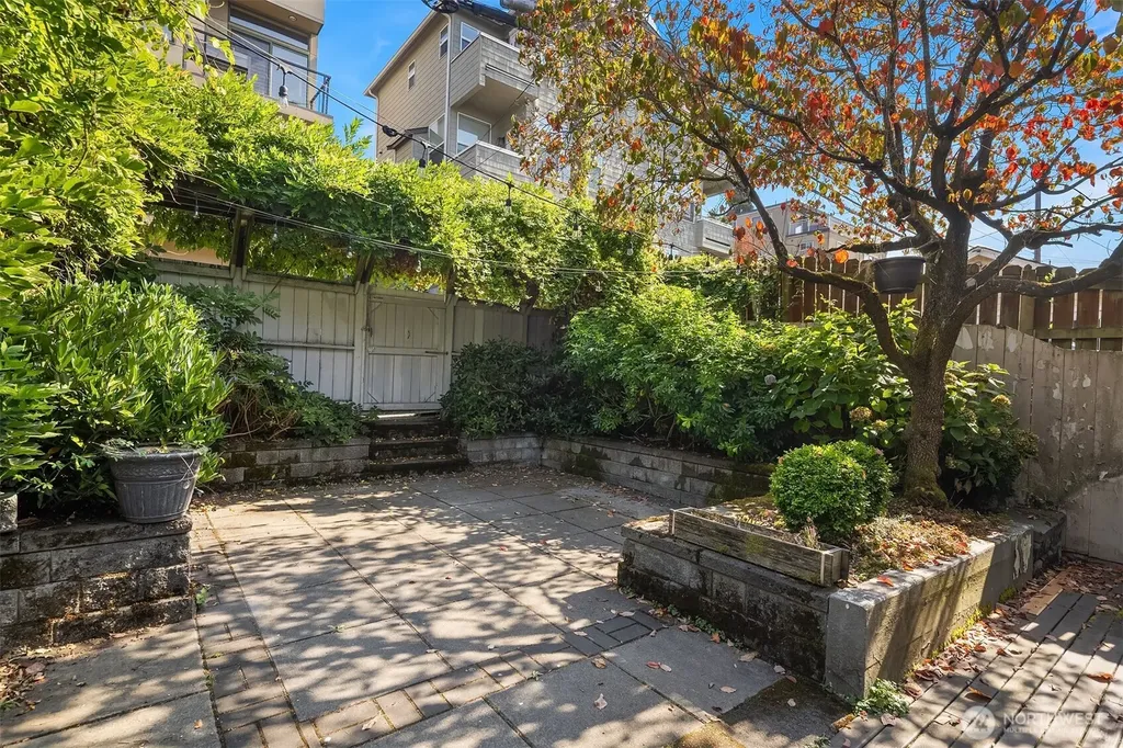 2616 Franklin Avenue E Seattle WA 98102