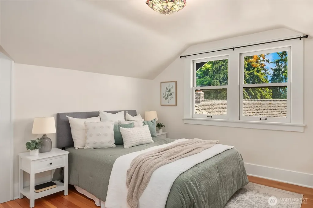 3918 Wallingford Avenue N Seattle WA 98103
