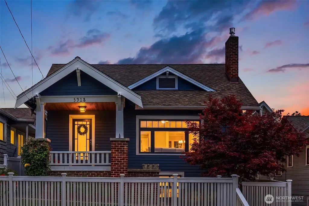 3918 Wallingford Avenue N Seattle WA 98103