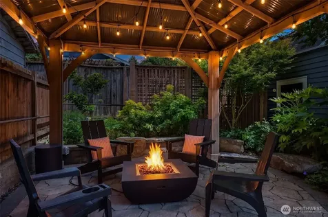 3918 Wallingford Avenue N Seattle WA 98103