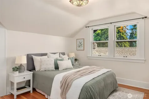 3918 Wallingford Avenue N Seattle WA 98103