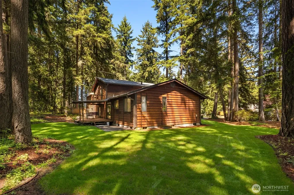 8517 48th Court NE Olympia WA 98516