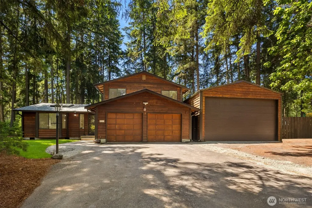 8517 48th Court NE Olympia WA 98516