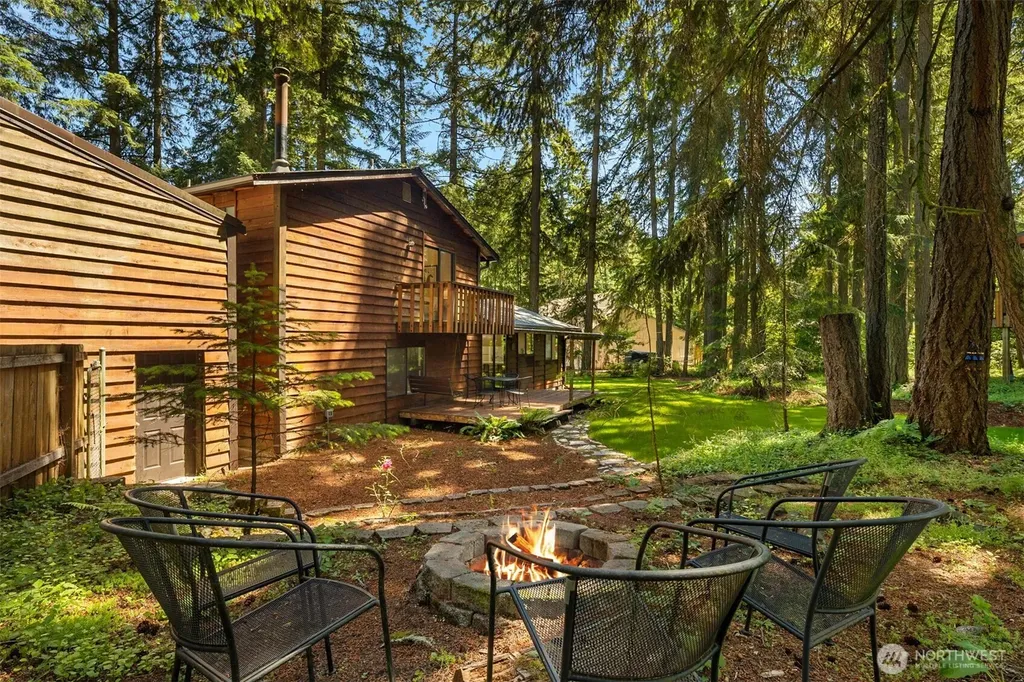 8517 48th Court NE Olympia WA 98516
