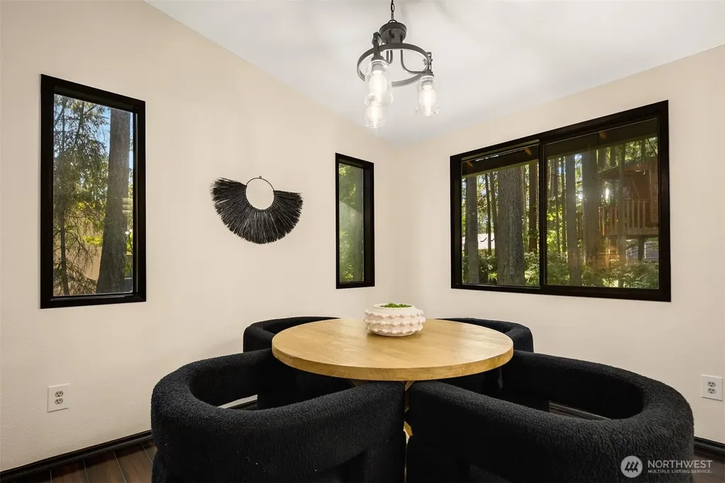 8517 48th Court NE Olympia WA 98516