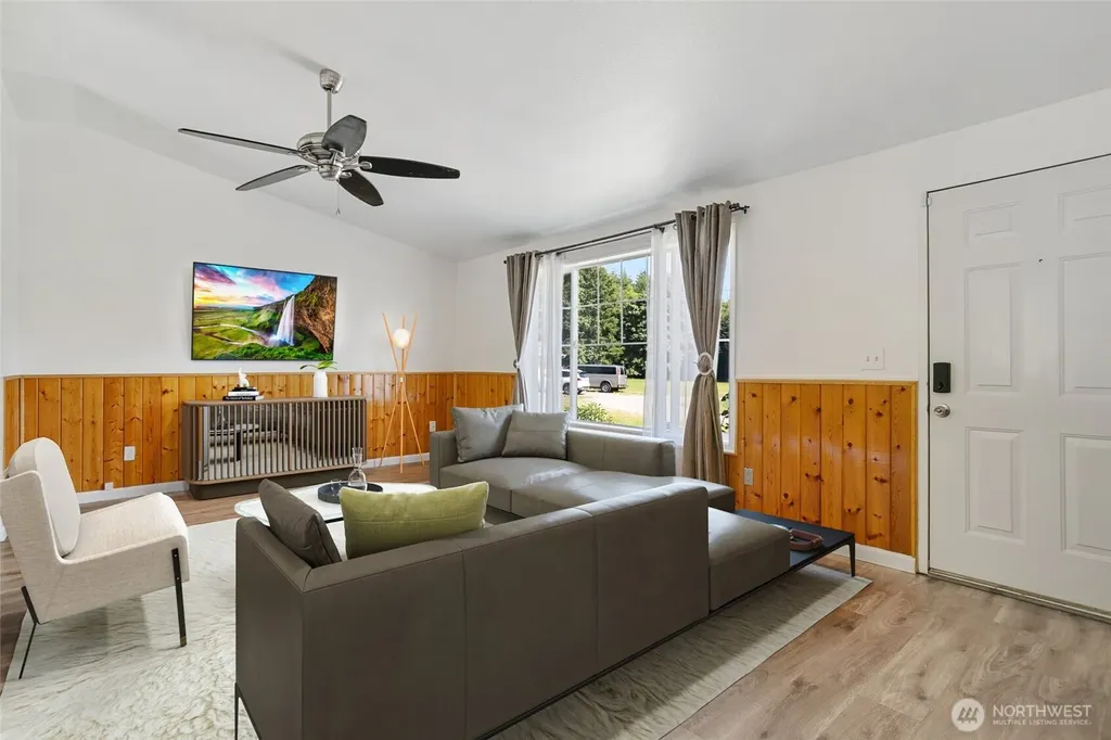 9915 Marine Drive Tulalip WA 98271