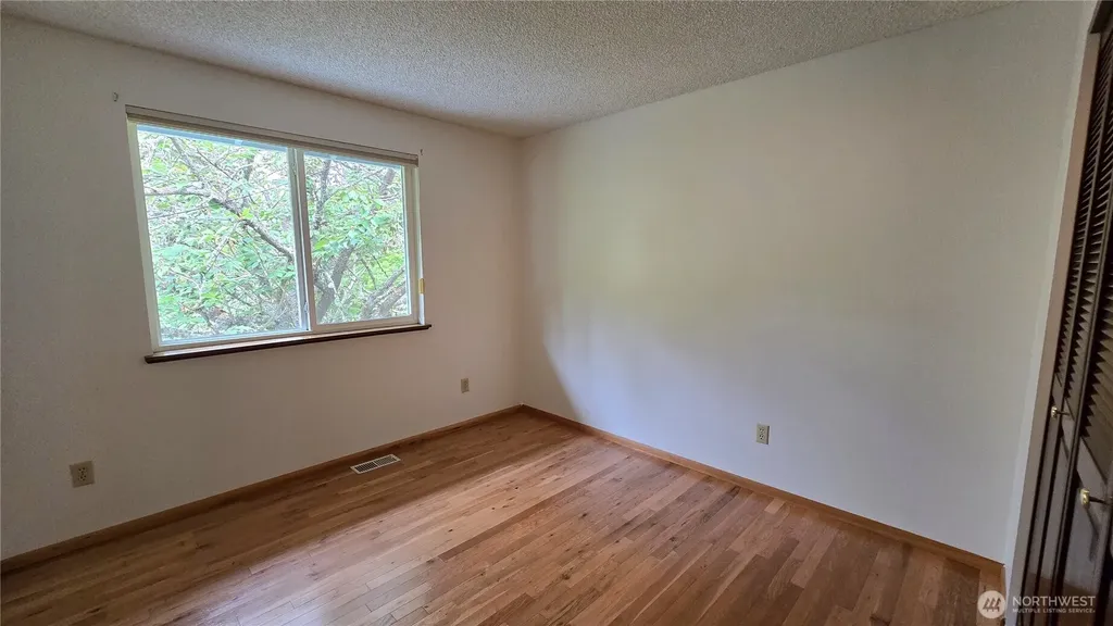 15406 SE 46th Way Bellevue WA 98006