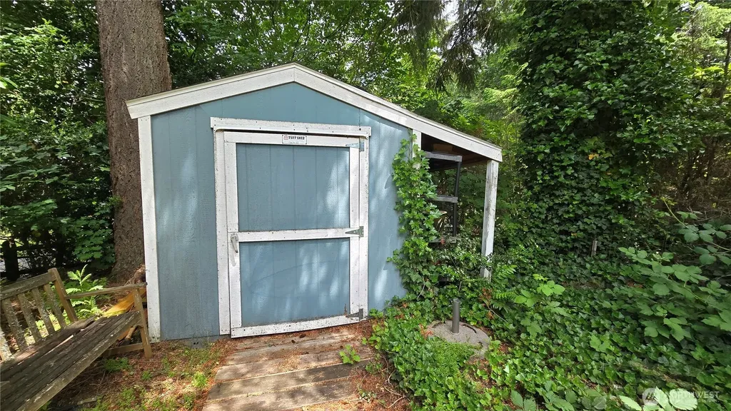 15406 SE 46th Way Bellevue WA 98006