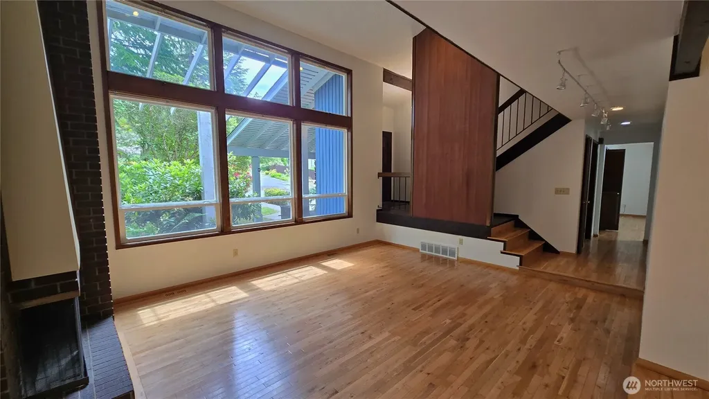 15406 SE 46th Way Bellevue WA 98006
