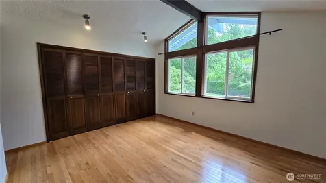 15406 SE 46th Way Bellevue WA 98006