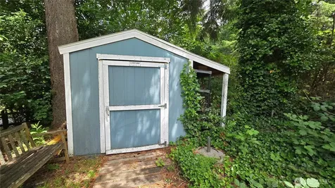 15406 SE 46th Way Bellevue WA 98006
