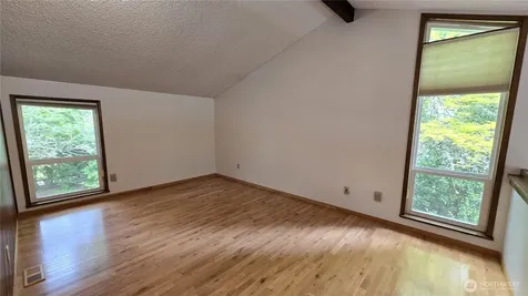 15406 SE 46th Way Bellevue WA 98006