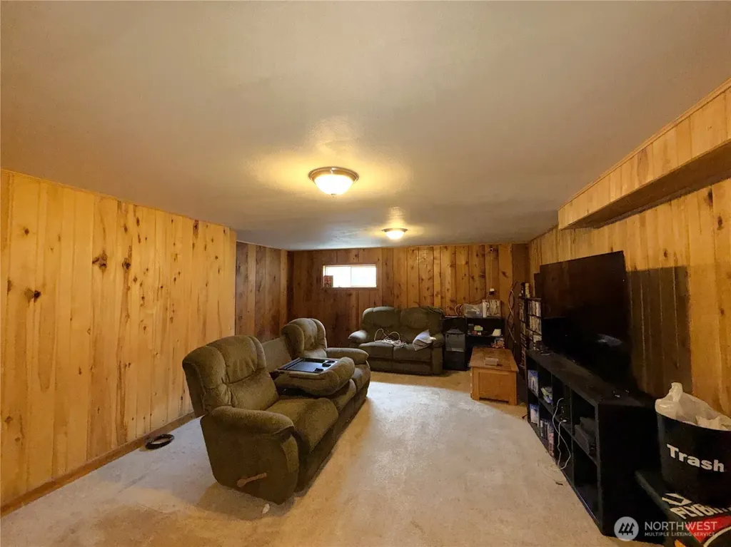 1742 Toroda Creek Road Wauconda WA 98859