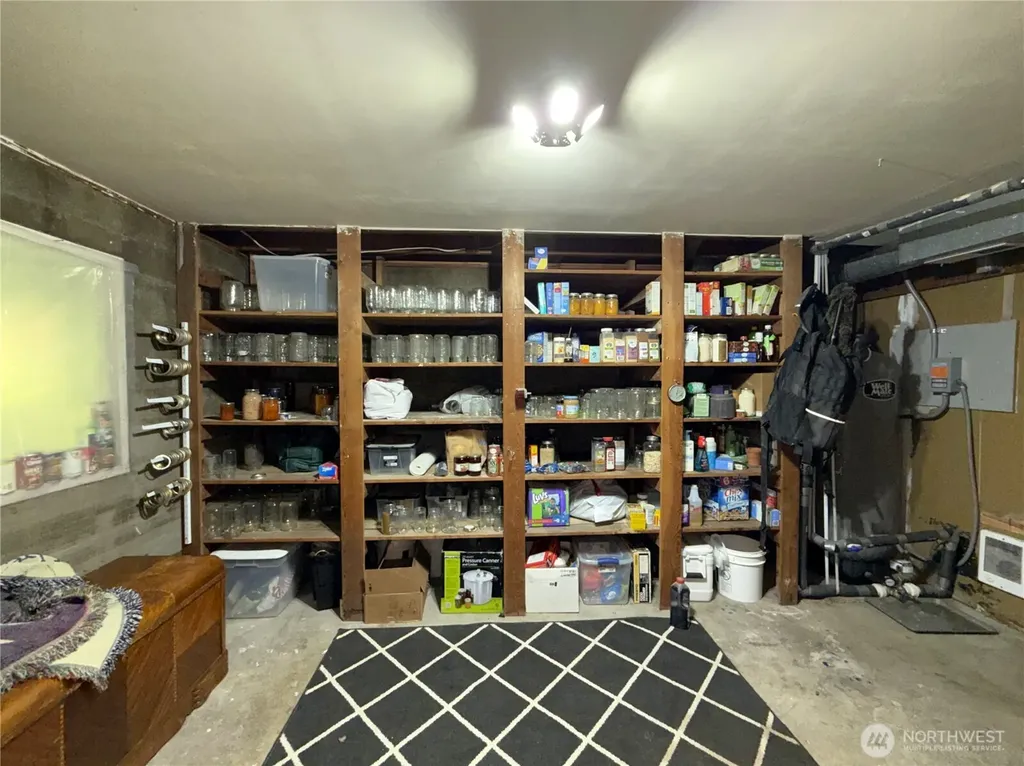 1742 Toroda Creek Road Wauconda WA 98859