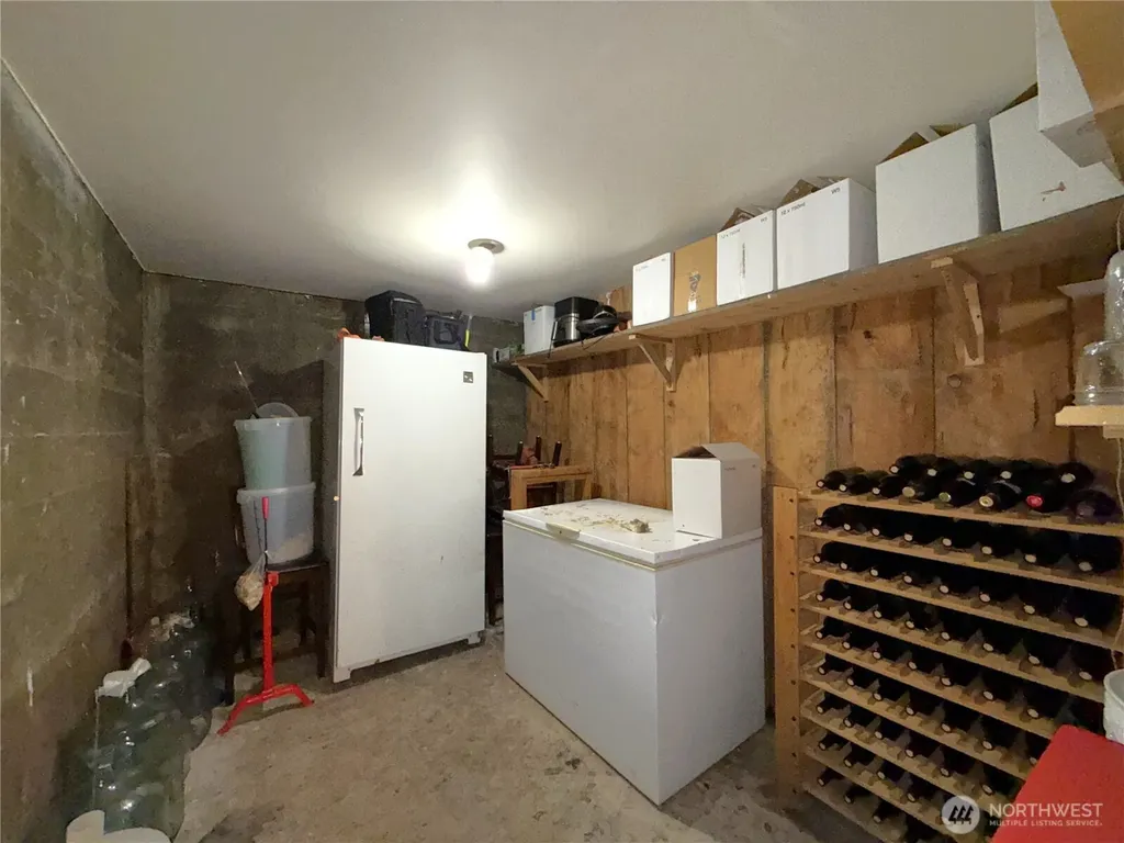 1742 Toroda Creek Road Wauconda WA 98859