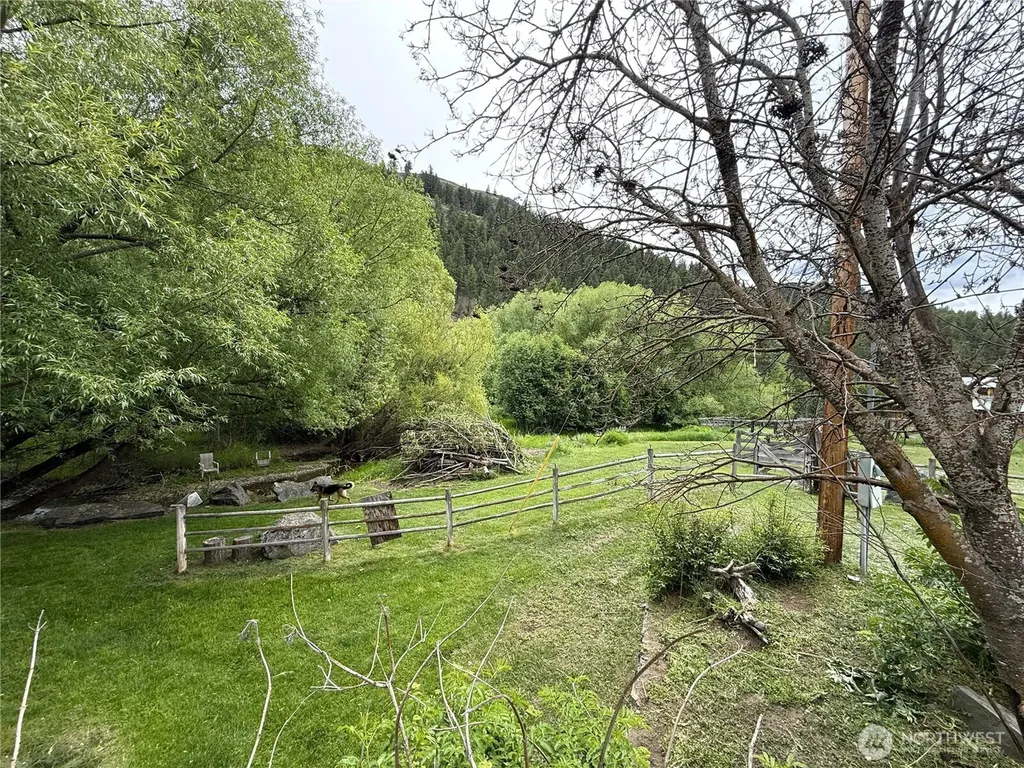 1742 Toroda Creek Road Wauconda WA 98859