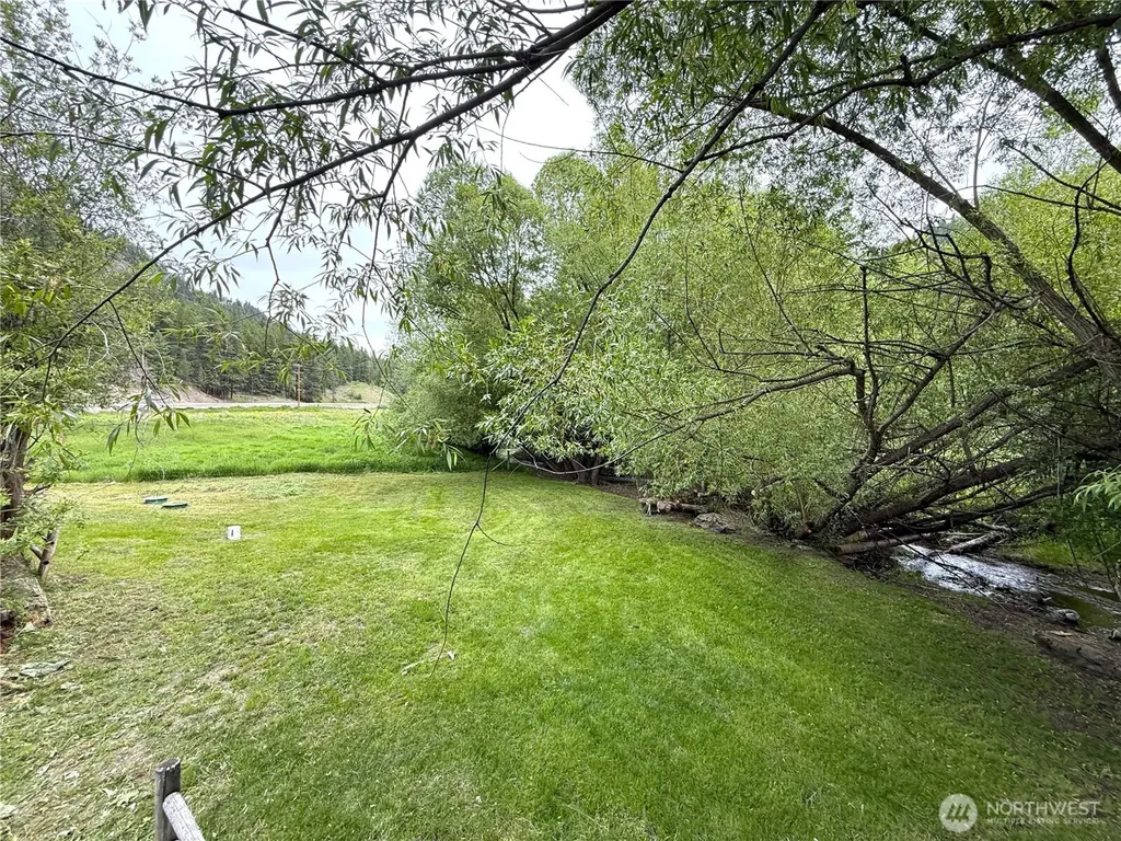 1742 Toroda Creek Road Wauconda WA 98859