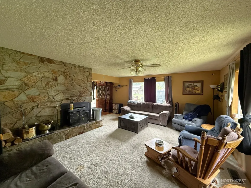 1742 Toroda Creek Road Wauconda WA 98859