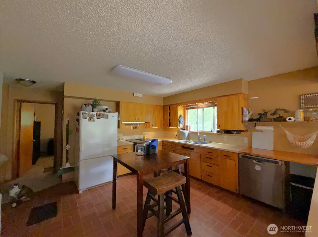 1742 Toroda Creek Road Wauconda WA 98859