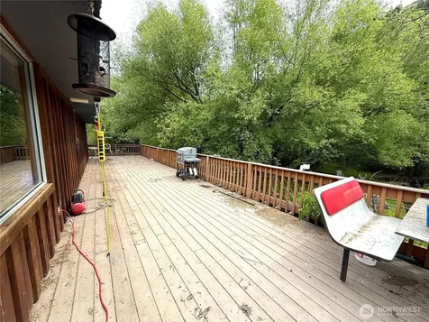 1742 Toroda Creek Road Wauconda WA 98859