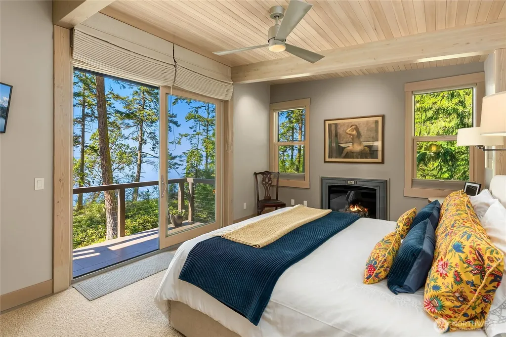4065 E Sequim Bay Road Sequim WA 98382
