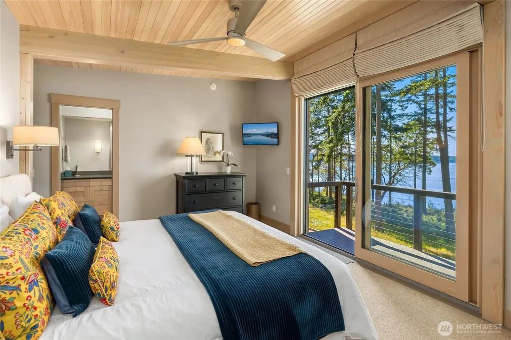 4065 E Sequim Bay Road Sequim WA 98382