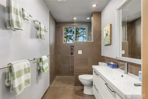 4065 E Sequim Bay Road Sequim WA 98382