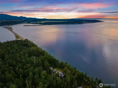 4065 E Sequim Bay Road Sequim WA 98382