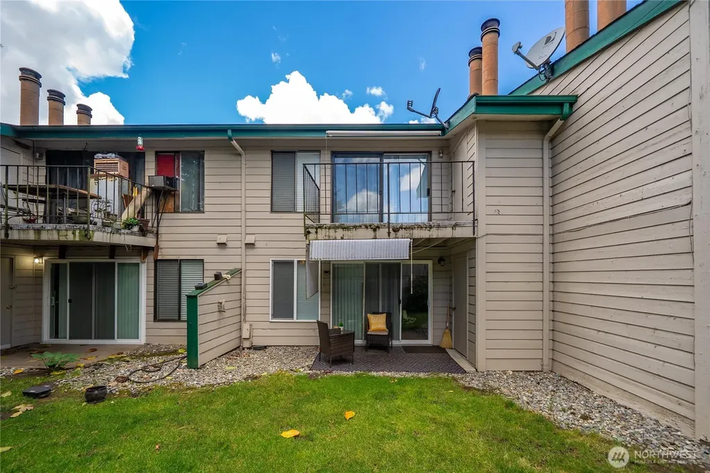 1120 8th Street NE Auburn WA 98002