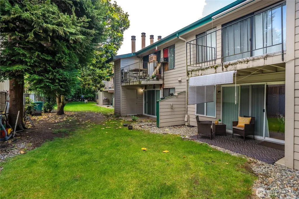 1120 8th Street NE Auburn WA 98002