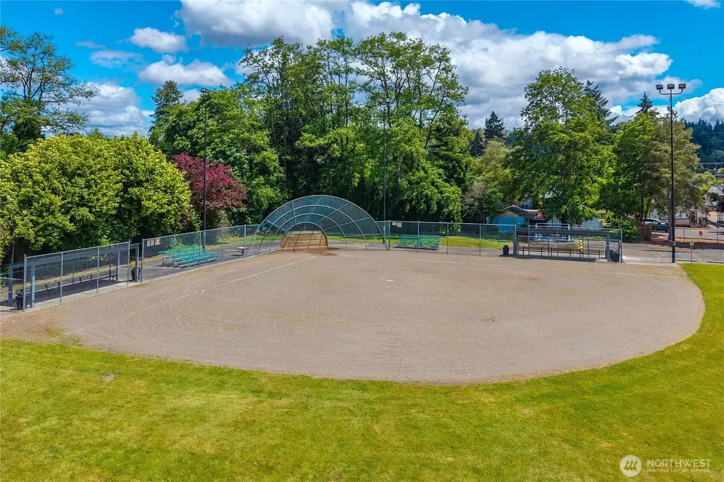 1120 8th Street NE Auburn WA 98002