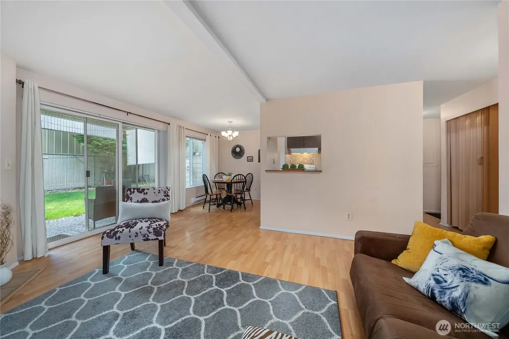 1120 8th Street NE Auburn WA 98002