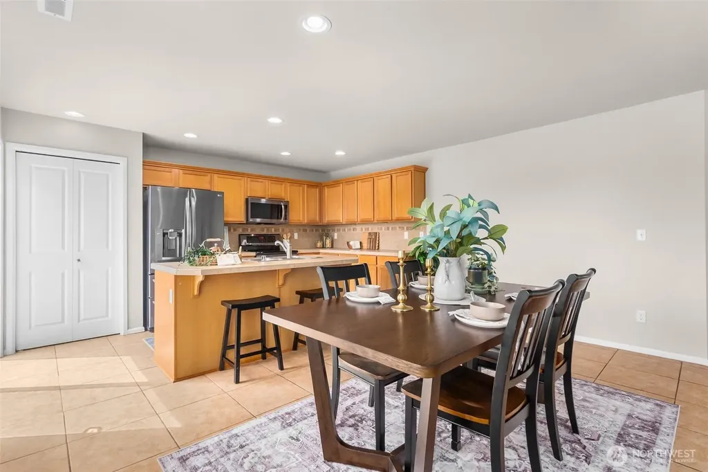 6864 Fresco Drive SE Lacey WA 98513