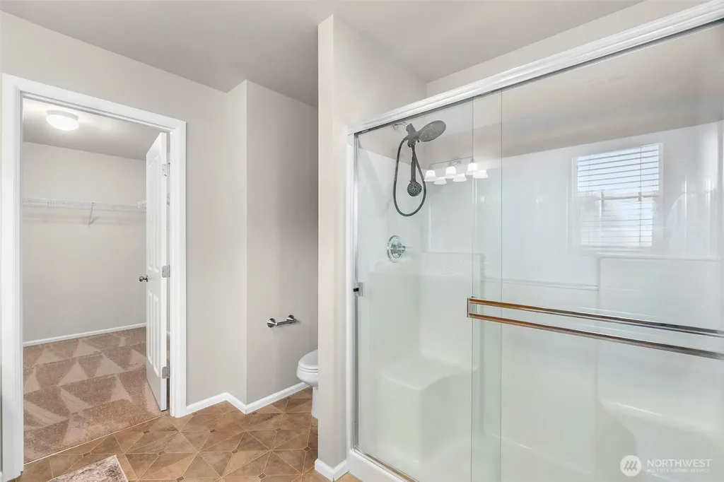 6864 Fresco Drive SE Lacey WA 98513