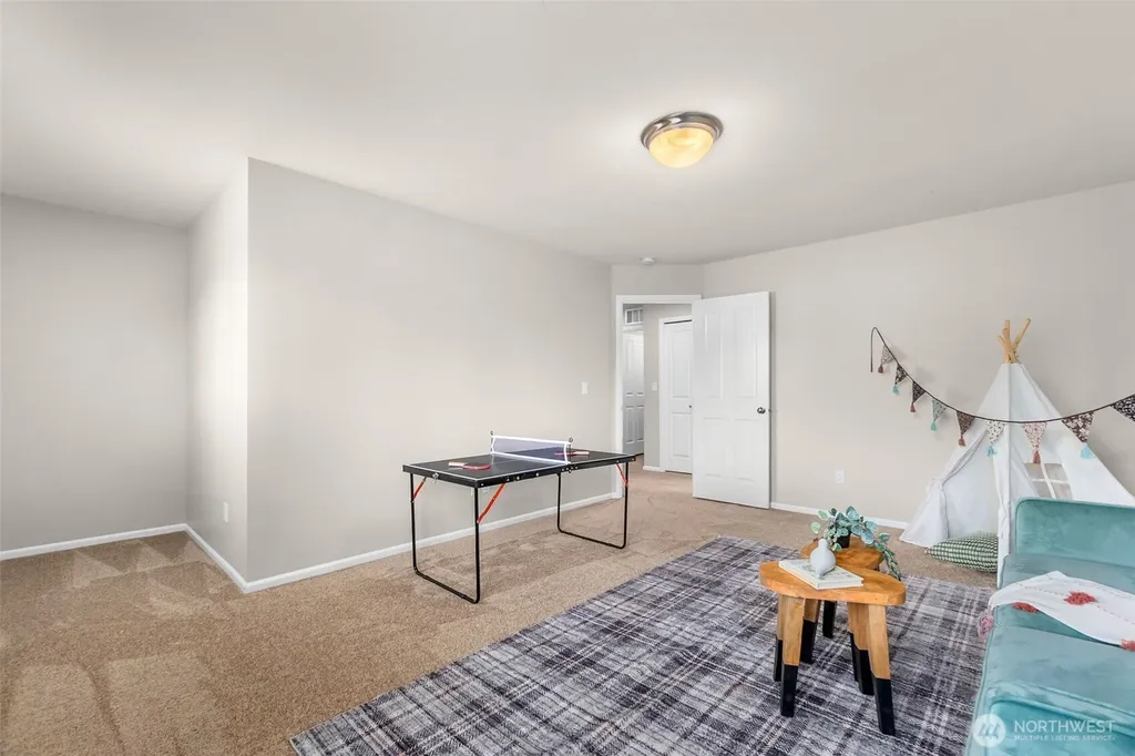 6864 Fresco Drive SE Lacey WA 98513