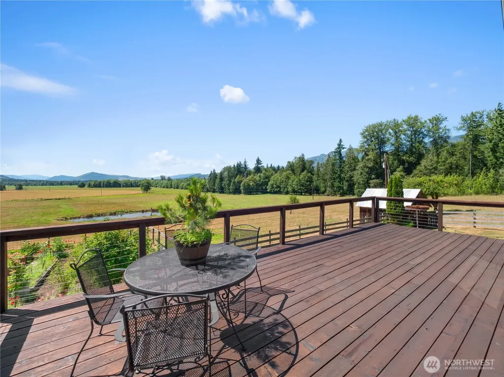 192 Skinner Road Randle WA 98377